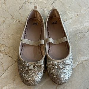 Girls dress shoes gold sparkles